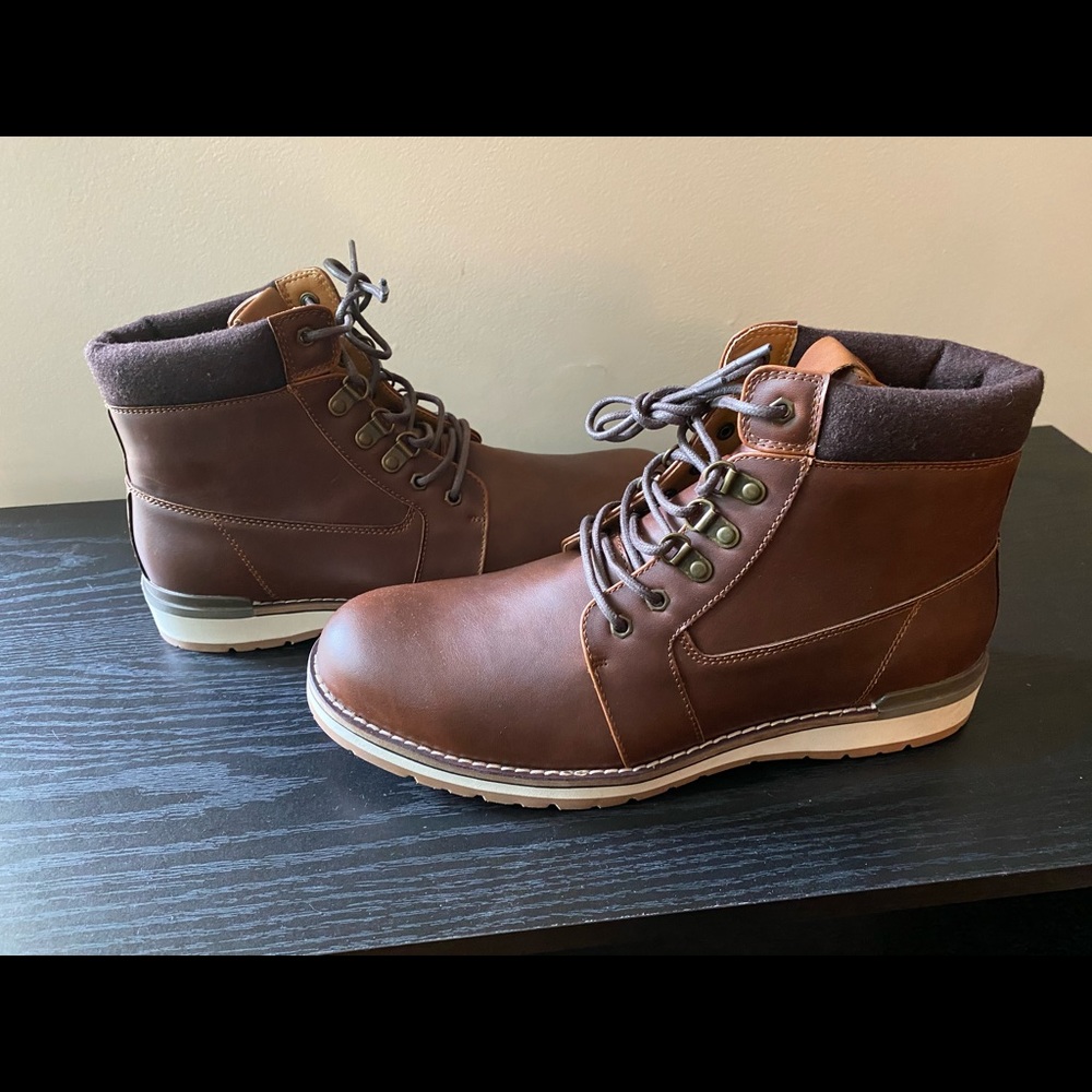 Men’s Boot NWT